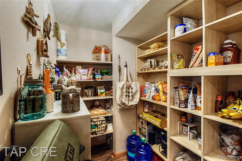6417 Foxhollow Court, East China, MI — Photo 10