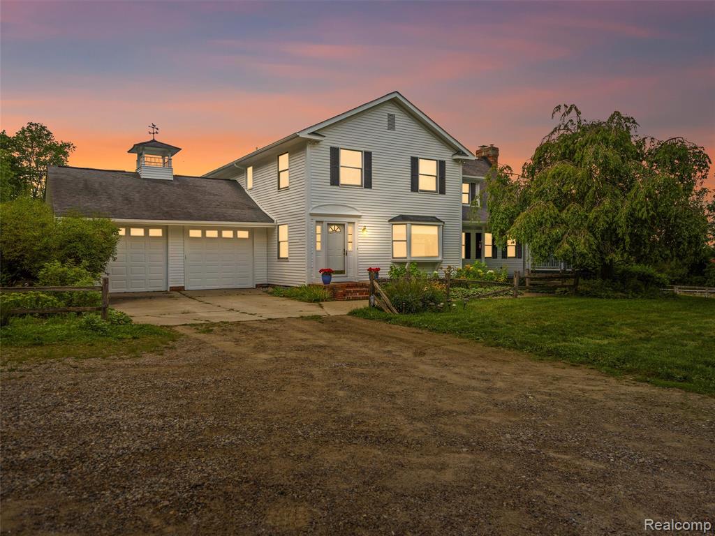 2273 Delano Road N, Oxford, MI 48371