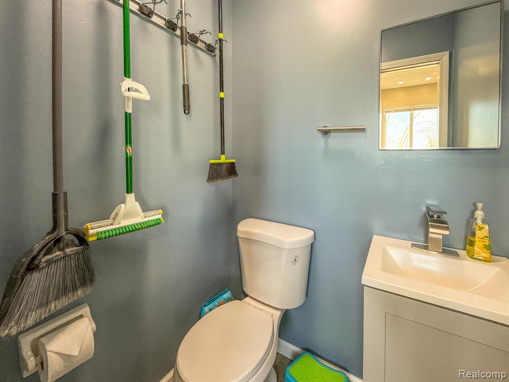 5505 FLORIA Drive, Swartz Creek, MI 48473 — Photo 27