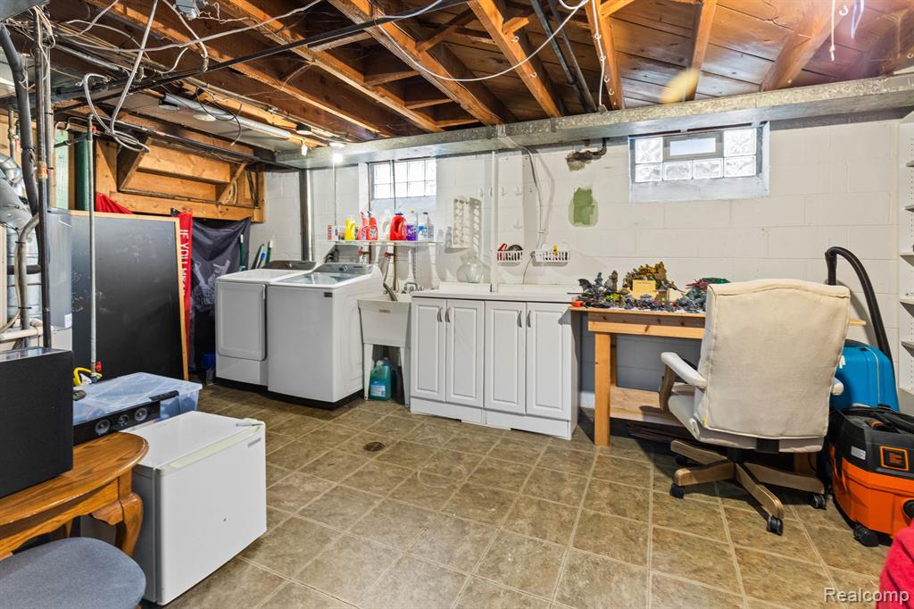 710 N VERNON Street, Dearborn, MI 48128 — Photo 30