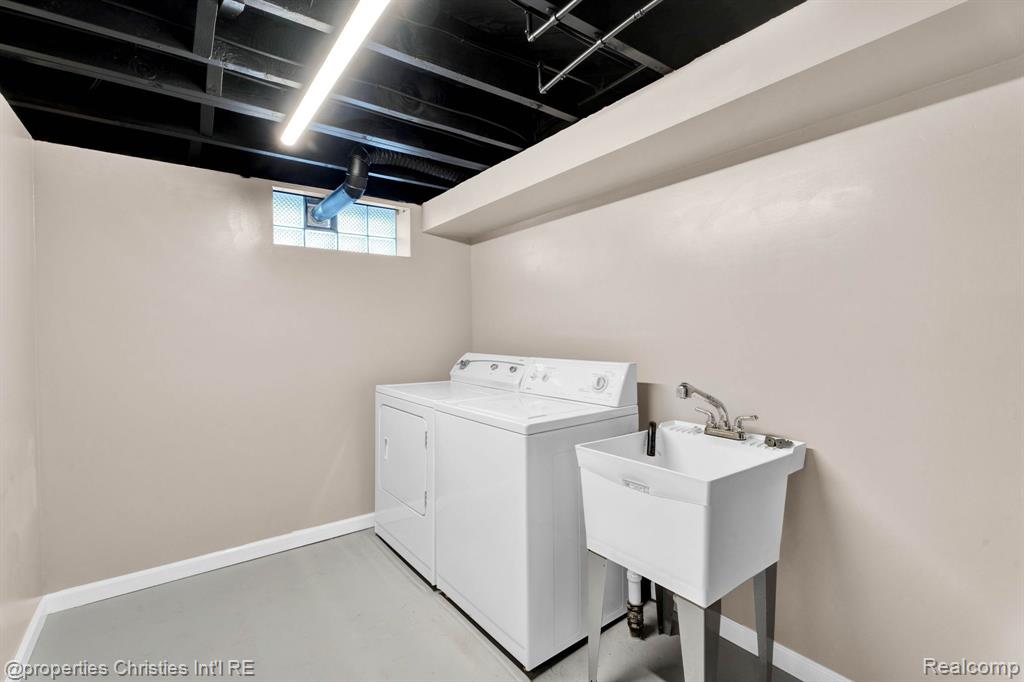 4271 PRAIRIE Avenue, Berkley, MI 48072 — Photo 24