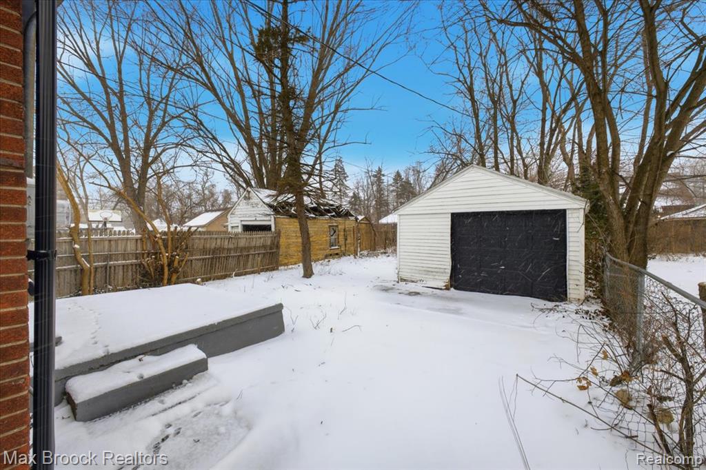 9722 Wayburn Street, Detroit, MI 48224 — Photo 27