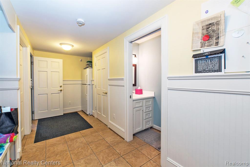 645 ARLINGTON Street, Birmingham, MI 48009 — Photo 31