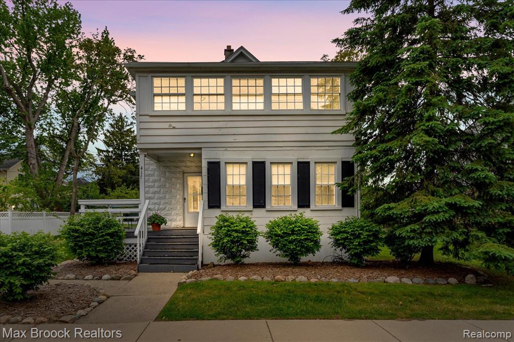 417 W Lincoln Avenue, Royal Oak, MI 48067 — front exterior