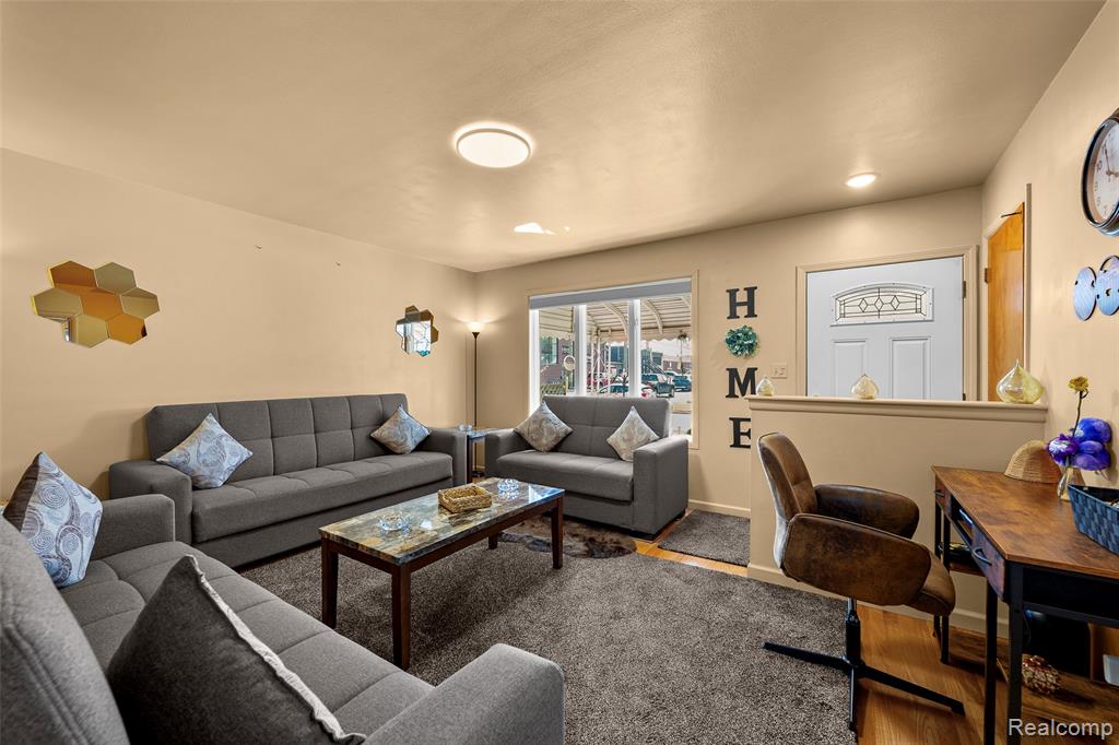 5634 N Lafayette Street, Dearborn Heights, MI 48127 — Photo 11