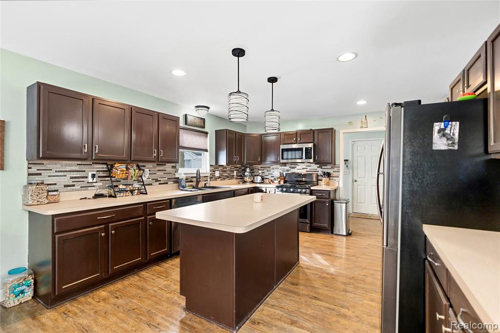 2238 Antrim Court, Davison, MI 48423 — Photo 2