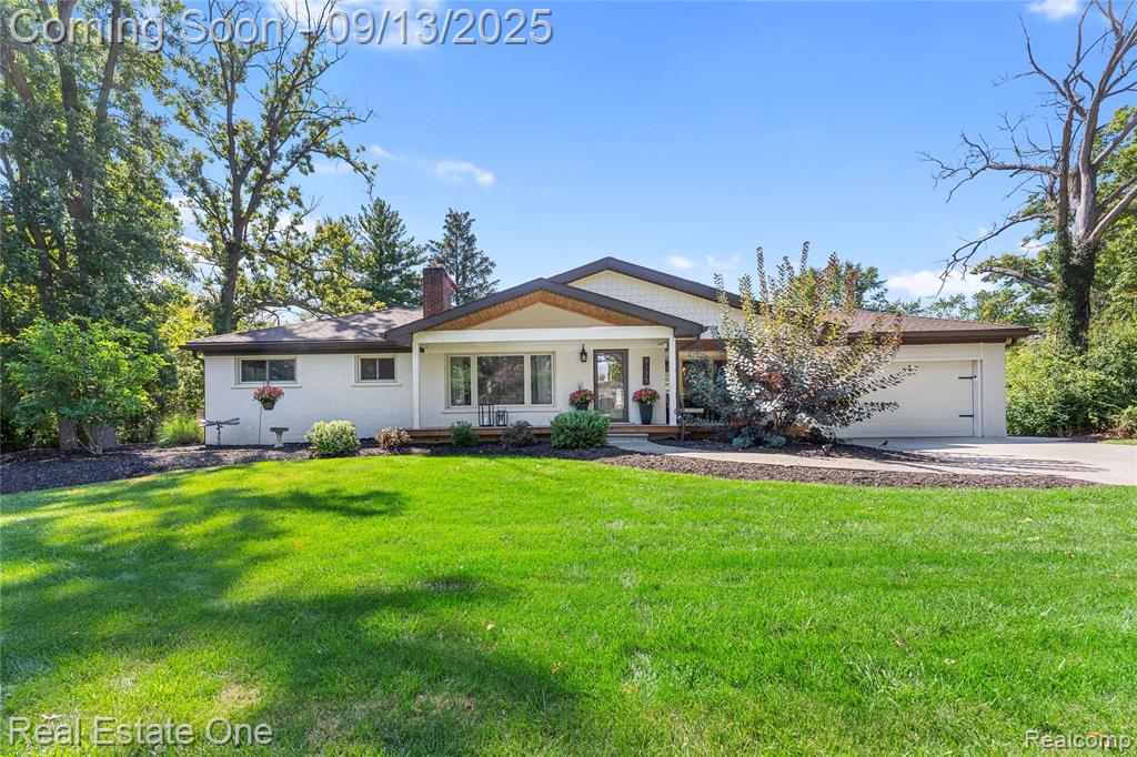 9175 Byromar Lane, Grosse Ile, MI 48138 — Photo 2