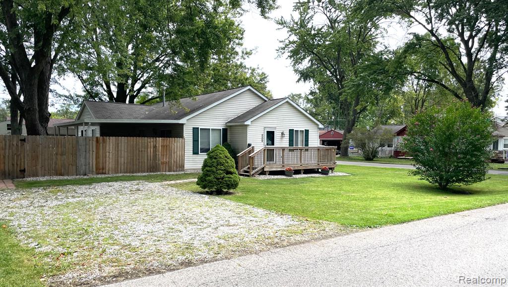 6508 Cloverton Drive, Waterford, MI 48329 — Photo 3