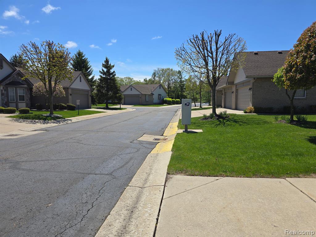 42341 PARK RIDGE Way, Clinton Twp, MI 48038 — Photo 35