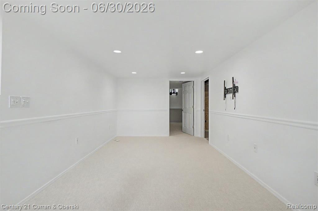 42519 Applecreek Drive, Plymouth, MI 48170 — Photo 29