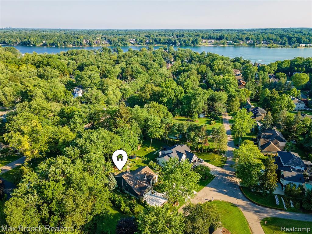 3685 Sunset Boulevard, Orchard Lake Village, MI 48324 — Photo 56