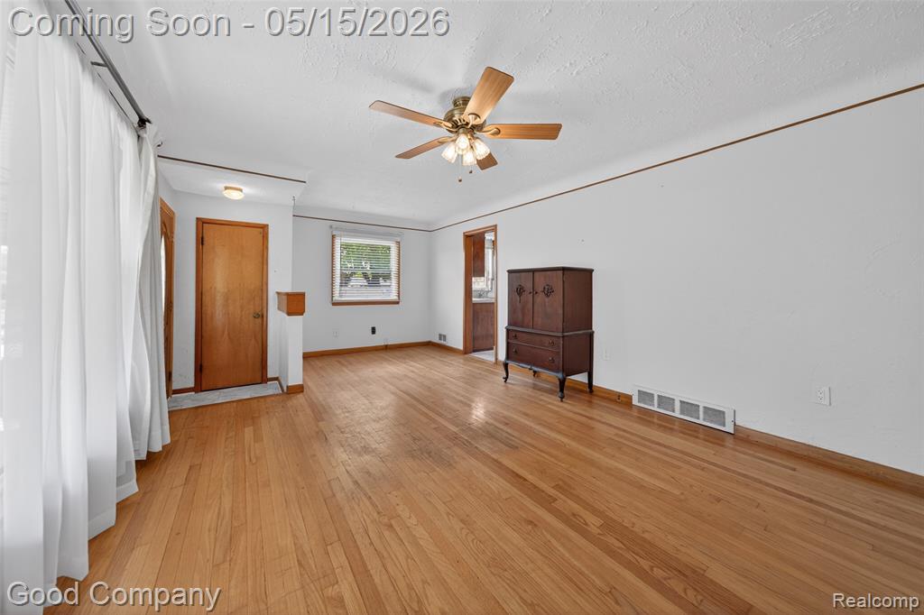 28303 Diesing Drive, Madison Heights, MI 48071 — Photo 8