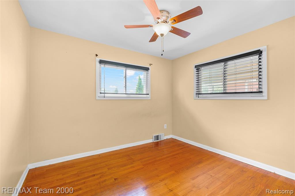 6442 Arcola Street, Garden City, MI — Photo 20