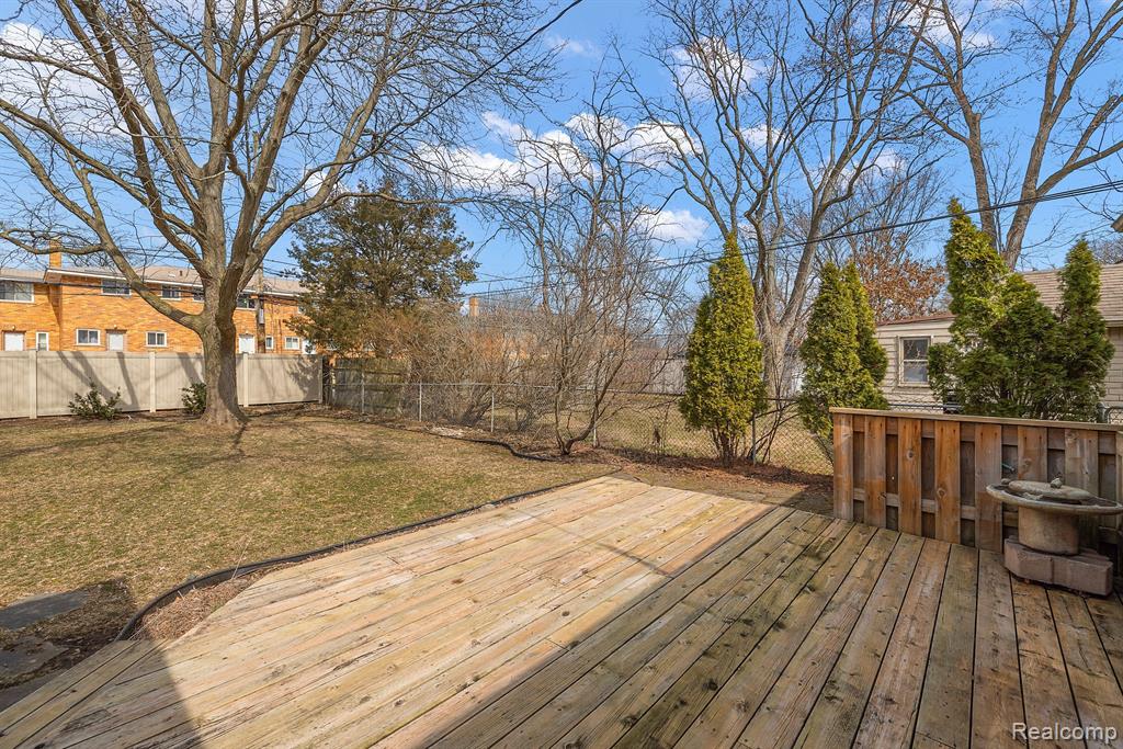 4126 BERKSHIRE Road, Royal Oak, MI 48073 — Photo 37