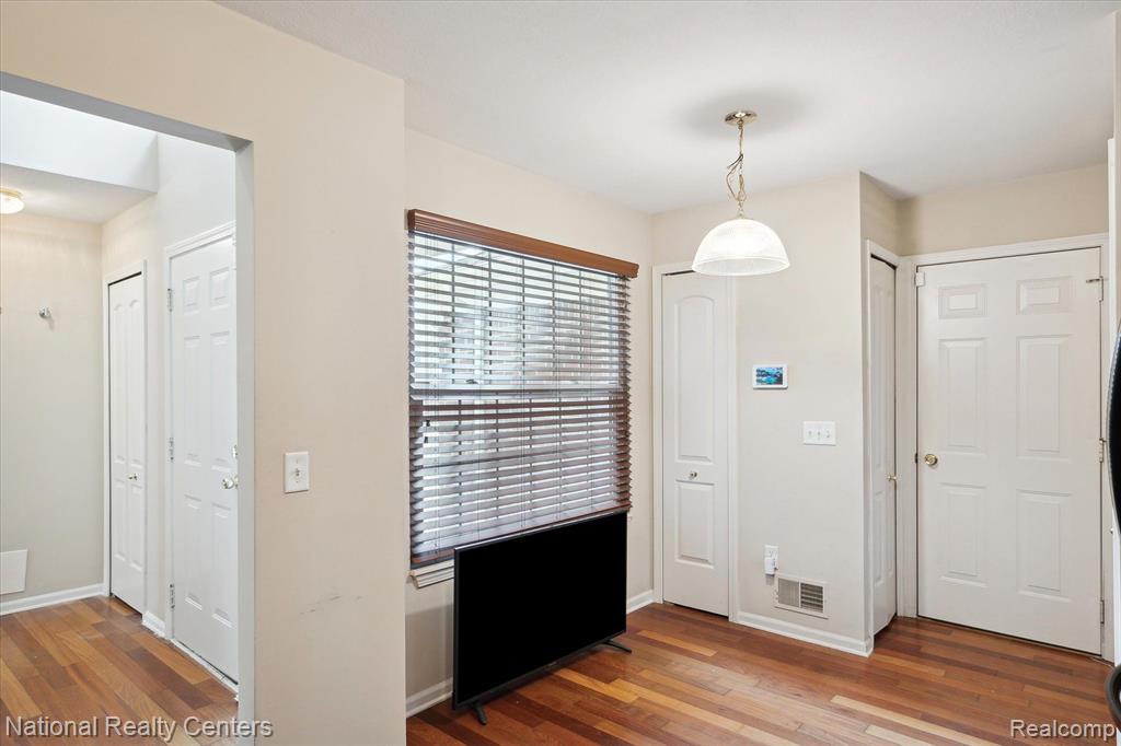 8777 COLUMBIA Circle, Canton, MI 48187 — Photo 11