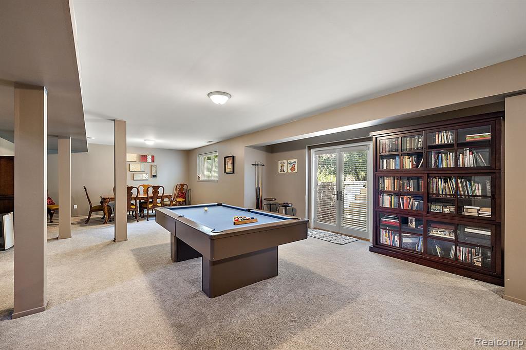 733 LONGFORD Drive, Rochester Hills, MI 48309 — Photo 61