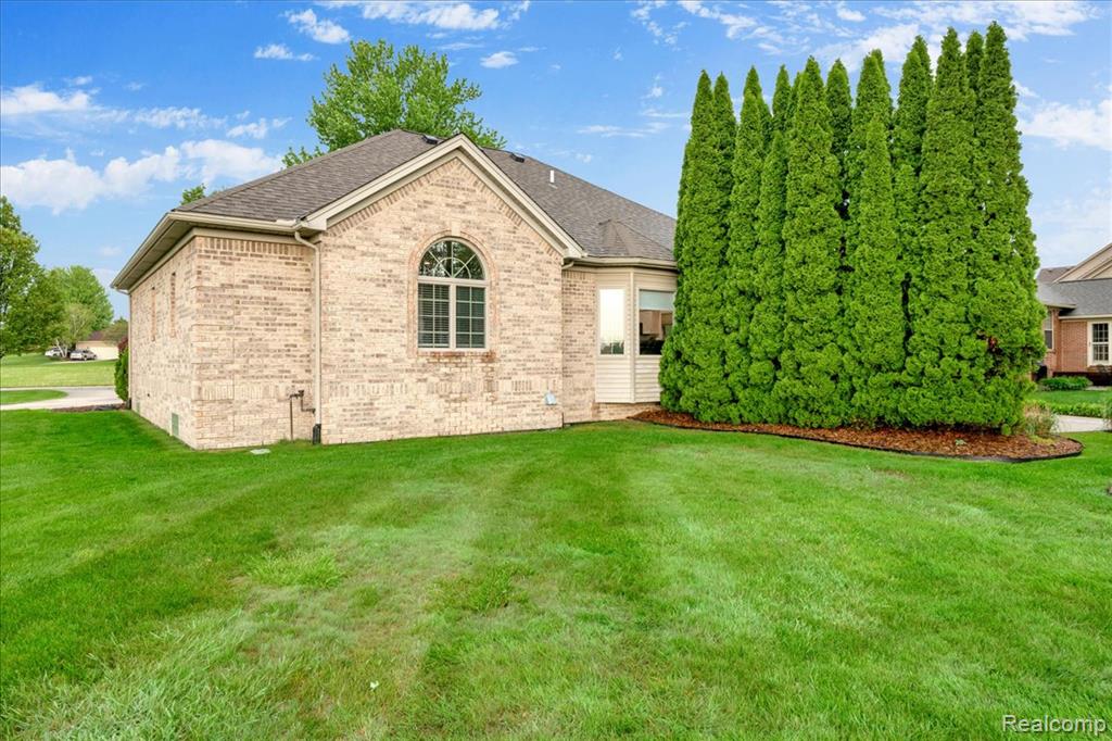 2376 Joseph Tamron Drive W, St. Clair, MI 48079 — Photo 38