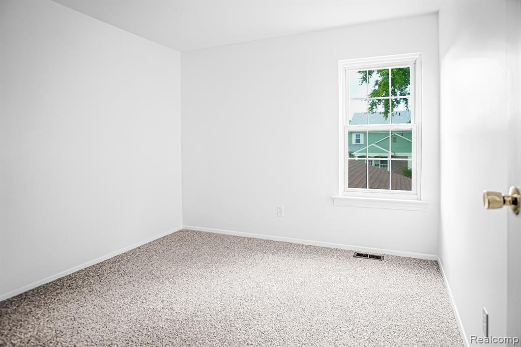 1549 WINGATE Boulevard, Ypsilanti, MI 48198 — Photo 10