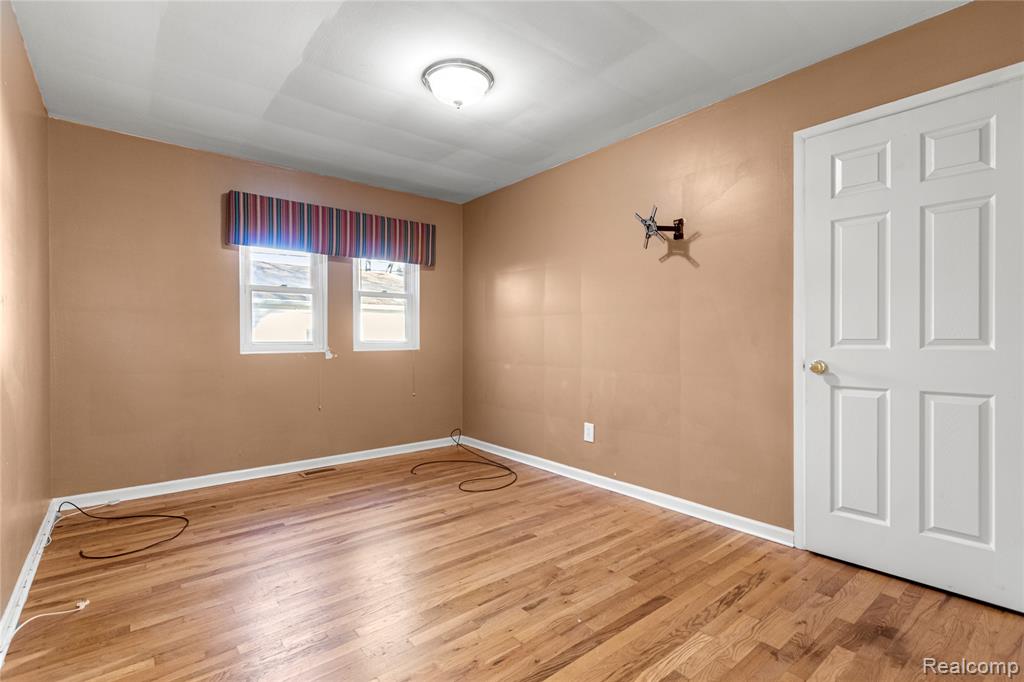 7912 Gary Avenue, Westland, MI — Photo 11
