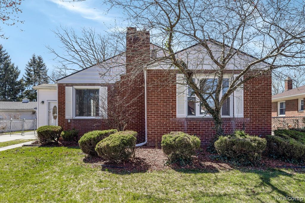 7258 COOLIDGE, Center Line, MI 48015 — Photo 2