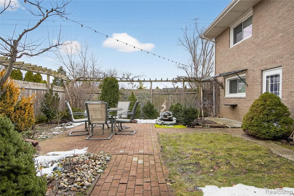 7975 Bendix Road, Brighton, MI 48114 — Photo 55