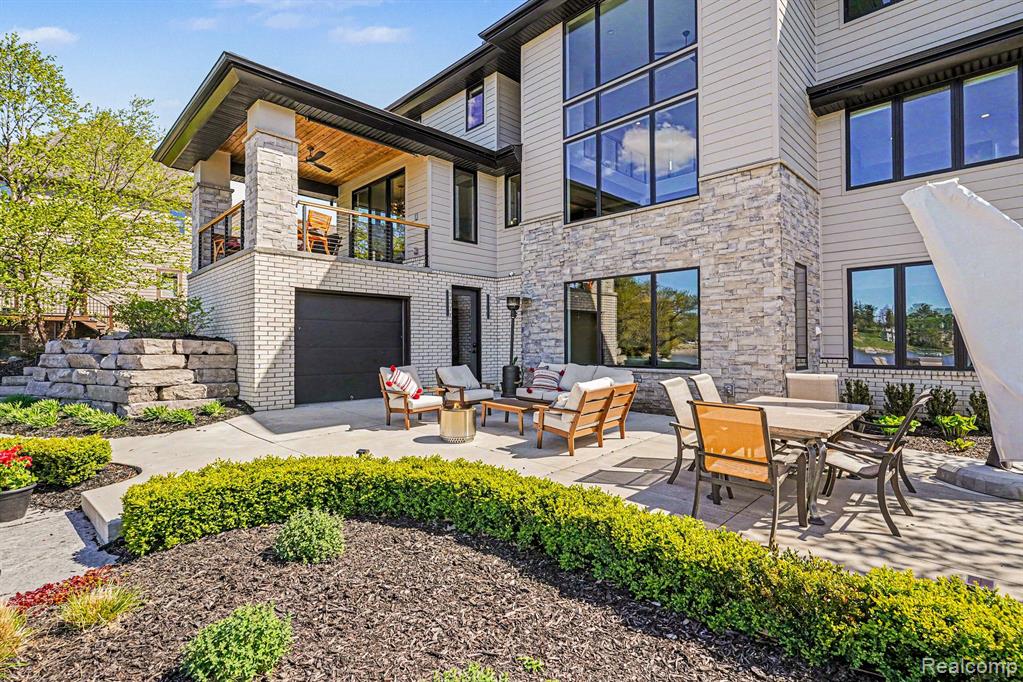7020 Driftwood Drive, Fenton, MI 48430 — Photo 6