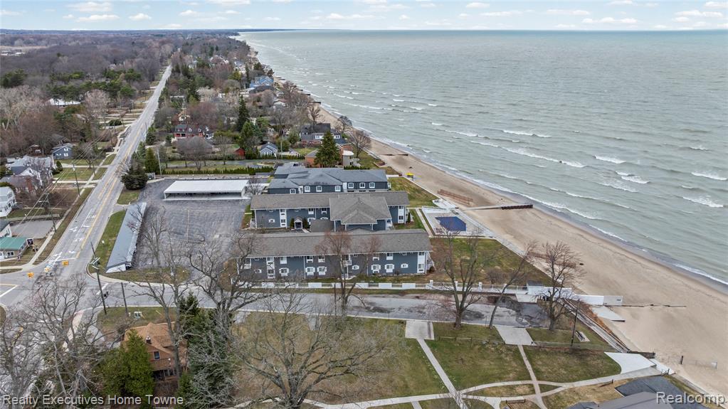 4500 Lakeshore Road, 20, Fort Gratiot, MI 48059 — Photo 23