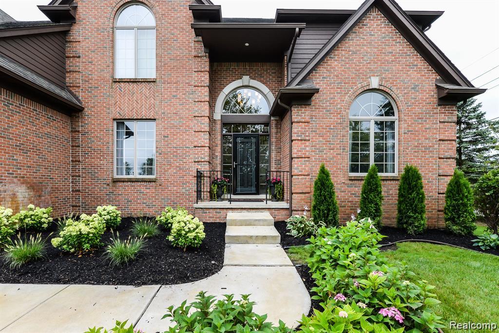 51341 Park Place Drive, Northville, MI 48167 — Photo 2