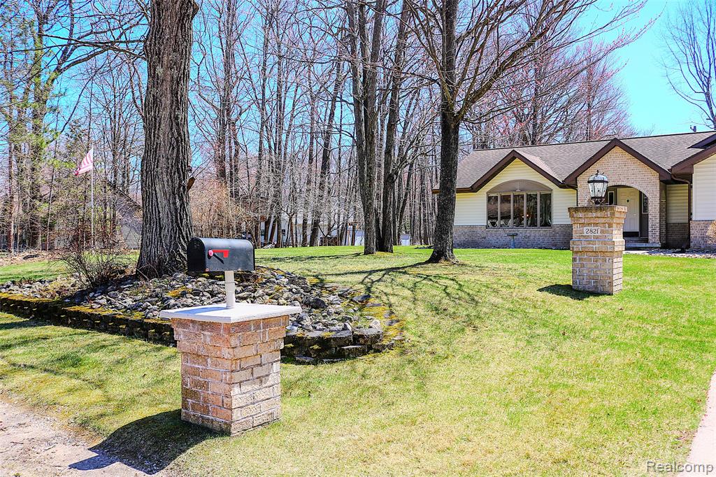2821 3rd Avenue W, Gladstone, MI 49837 — Photo 3