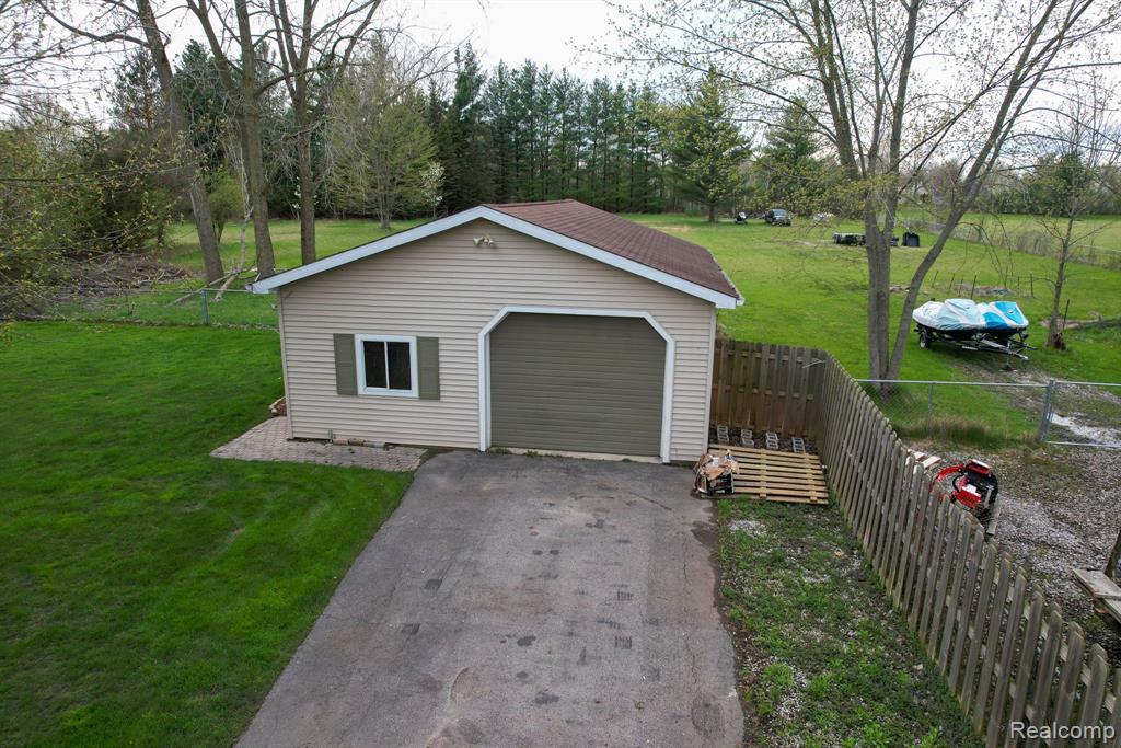 92 MICHIGAN Avenue, Marysville, MI 48040 — Photo 27