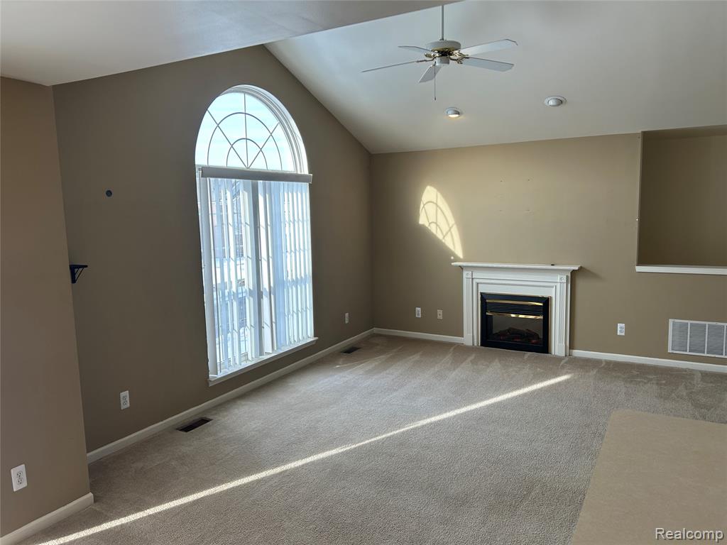 51652 Hale Lane, New Baltimore, MI — Photo 2
