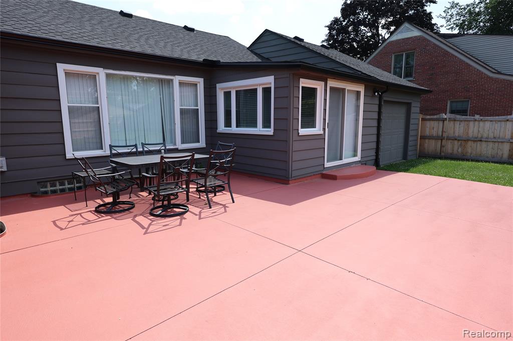 4121 Seminole Drive, Royal Oak, MI 48073 — Photo 11