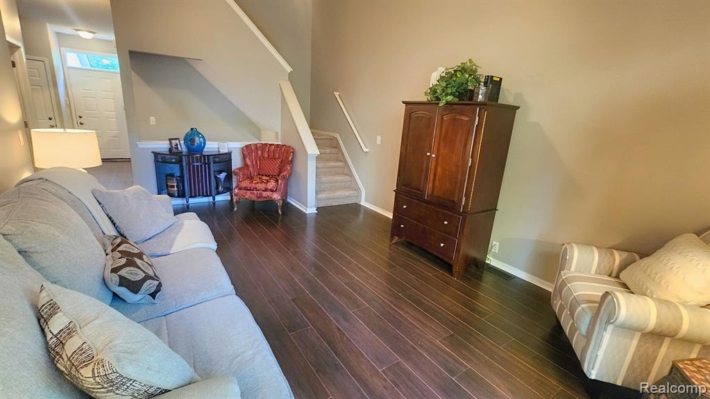 41778 WEBSTER Court, Novi, MI 48377 — Photo 21