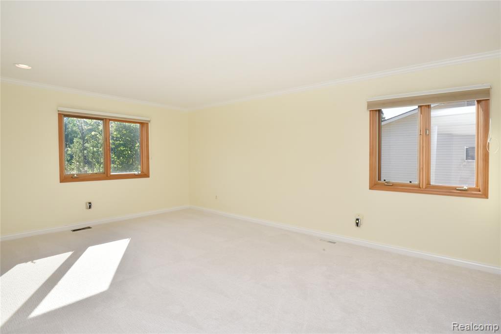 4451 Cypress Drive, Troy, MI 48085 — Photo 22