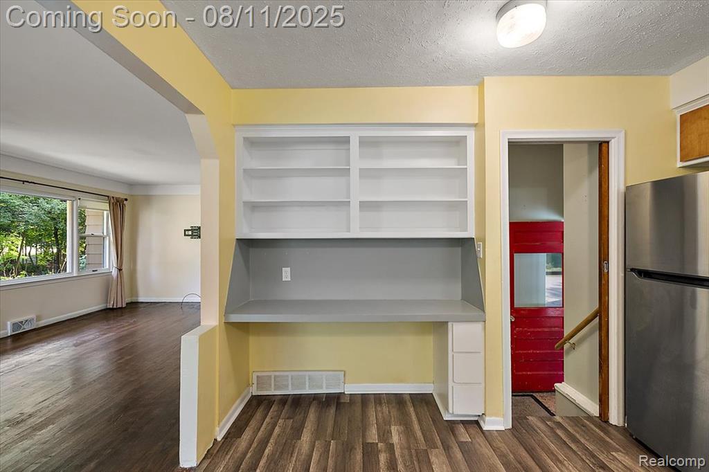 741 W Livingston Road, Highland, MI — Photo 28