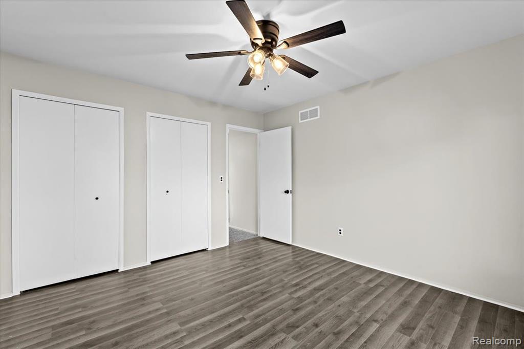 5650 Willow Creek Drive, Canton, MI 48187 — Photo 19