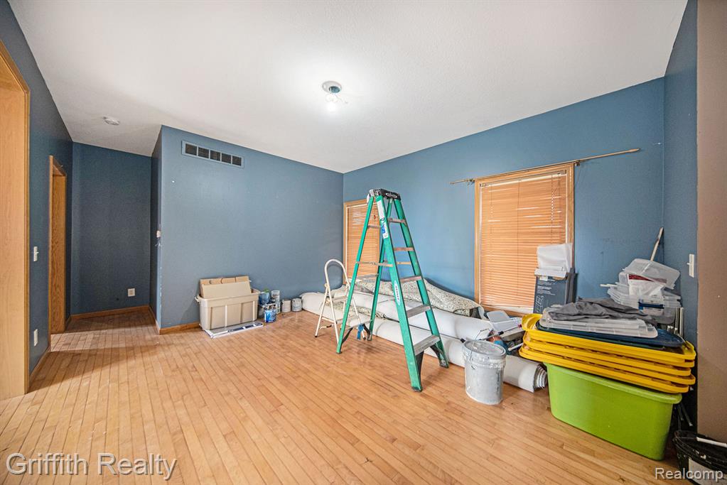 3940 E Cohoctah Road, Howell, MI 48855 — Photo 4