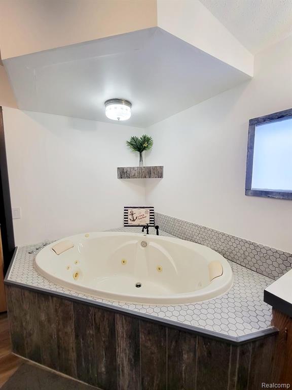 11616 Heron Bay Drive, Fenton, MI 48430 — Photo 12