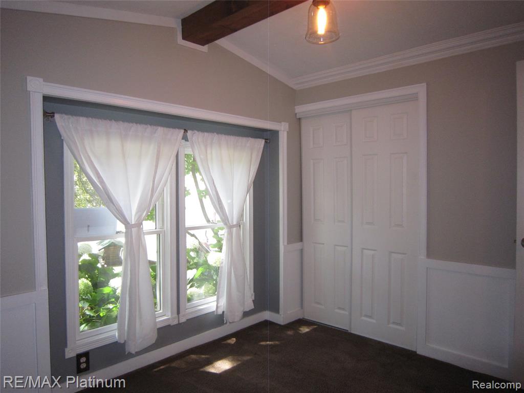 5673 Chippewa Drive, Howell, MI 48843 — Photo 36