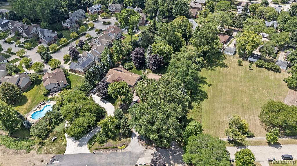 41855 Brentwood Drive, Plymouth, MI 48170 — Photo 47