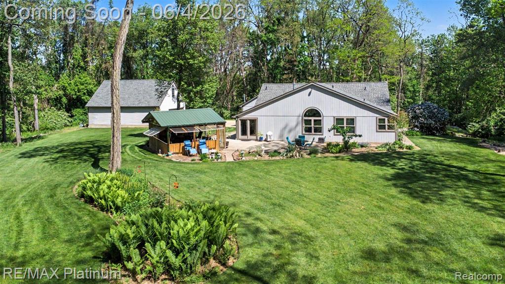 535 Wolfe Road, Ortonville, MI 48462 — Photo 4