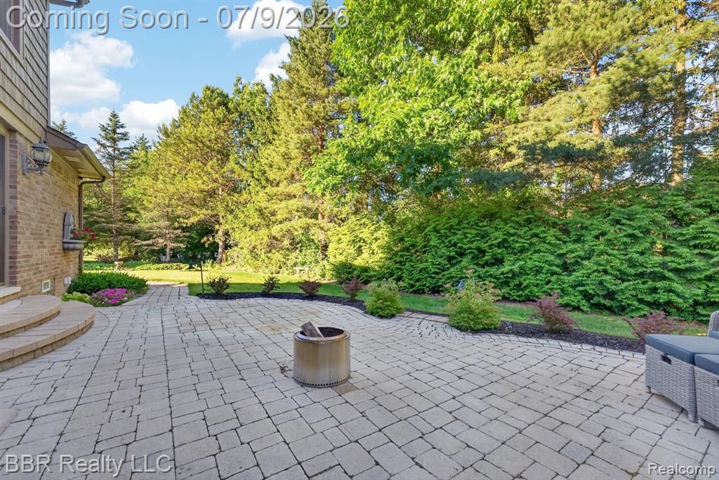45411 Halston Court, Novi, MI — Photo 35