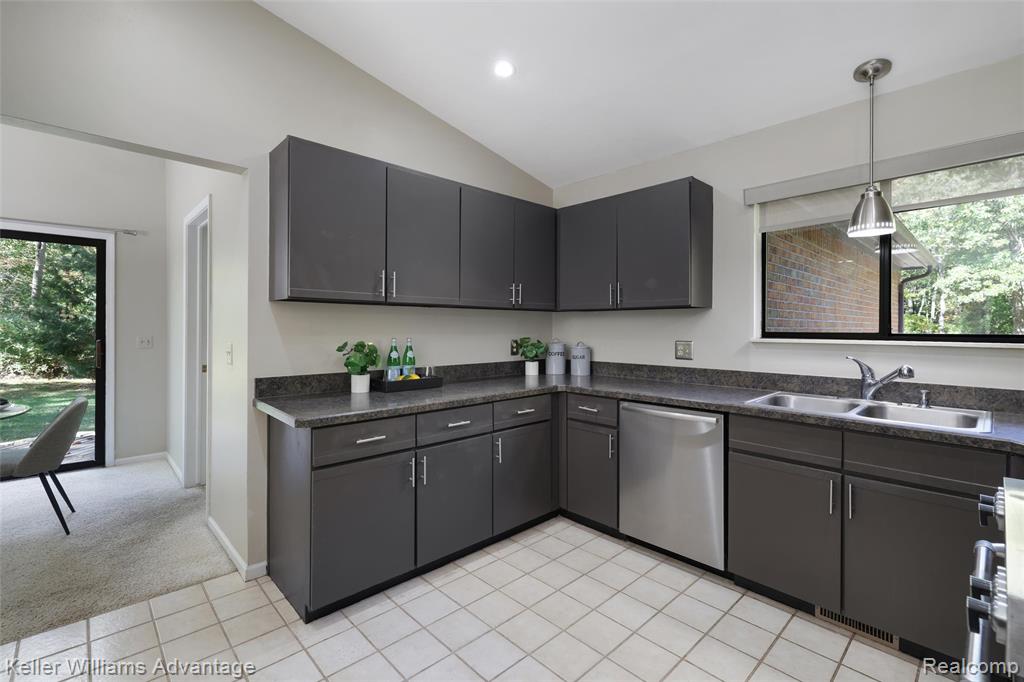 5480 Lyngre Drive, Howell, MI 48843 — Photo 19