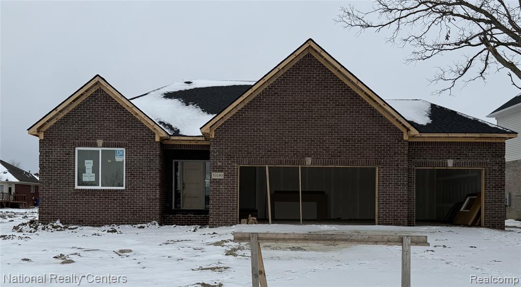 53195 Woodland, Chesterfield, MI 48047 — front exterior