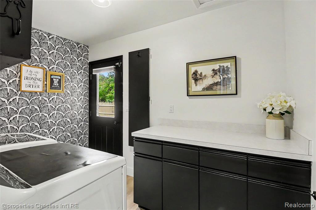 252 Granada Drive, White Lake, MI — Photo 16