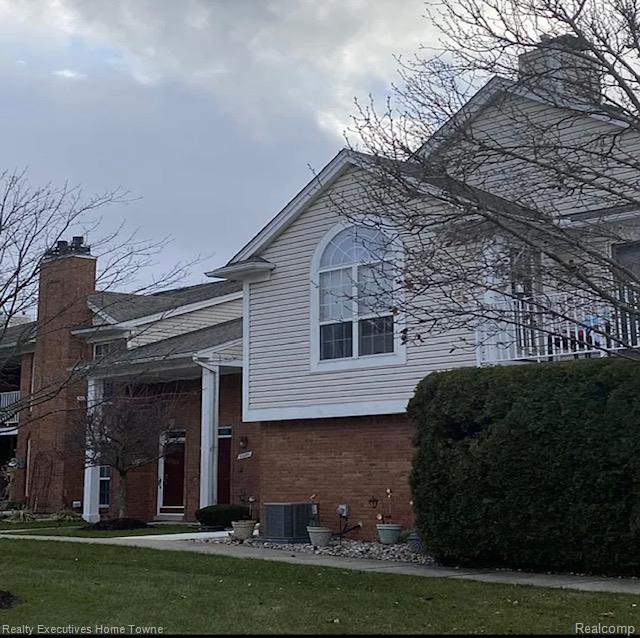 52280 Heatherstone Avenue, Macomb, MI 48042 — front exterior