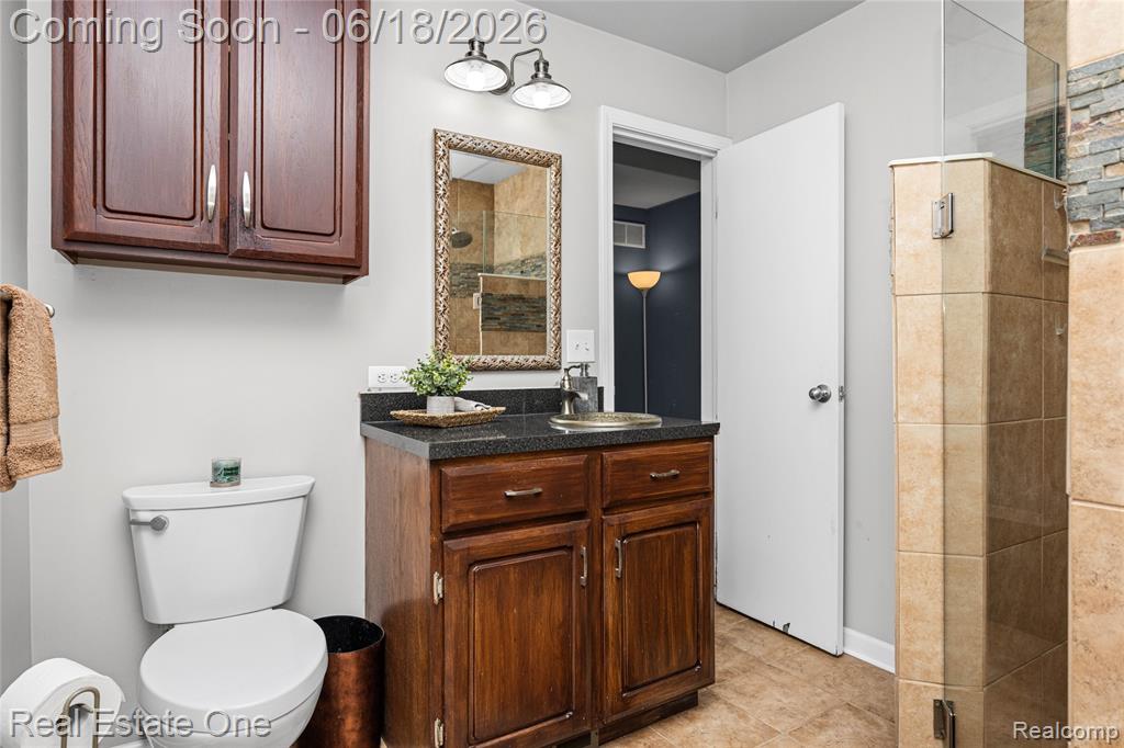 2275 Richwood Road, Auburn Hills, MI 48326 — Photo 23