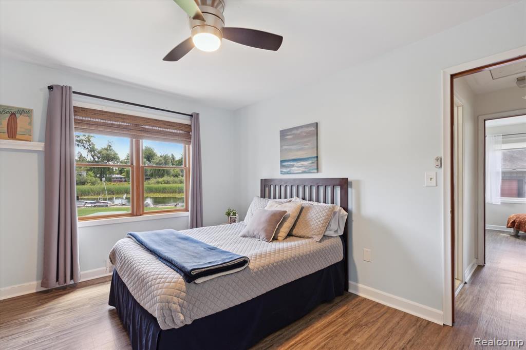 319 Angola Street, Wolverine Lake, MI 48390 — Photo 18