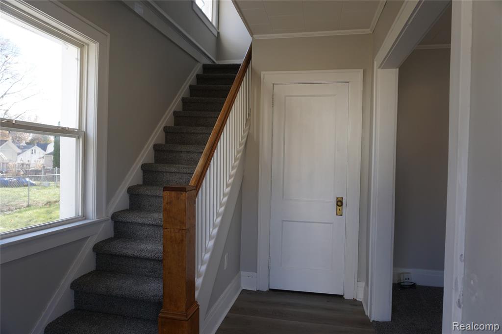 971 N Chevrolet Avenue, Flint, MI 48504 — Photo 17