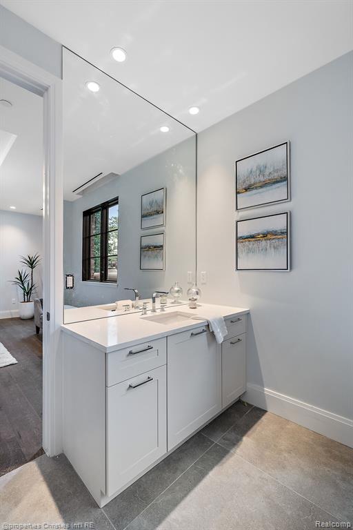 420 E FRANK Street, 101, Birmingham, MI 48009 — Photo 44